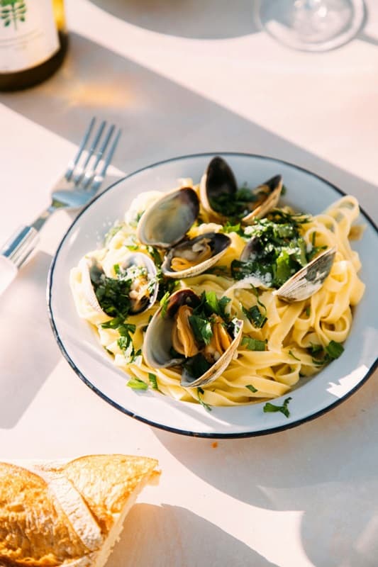 Dégustez les vraies pâtes à la vongole en voyage à Capri
