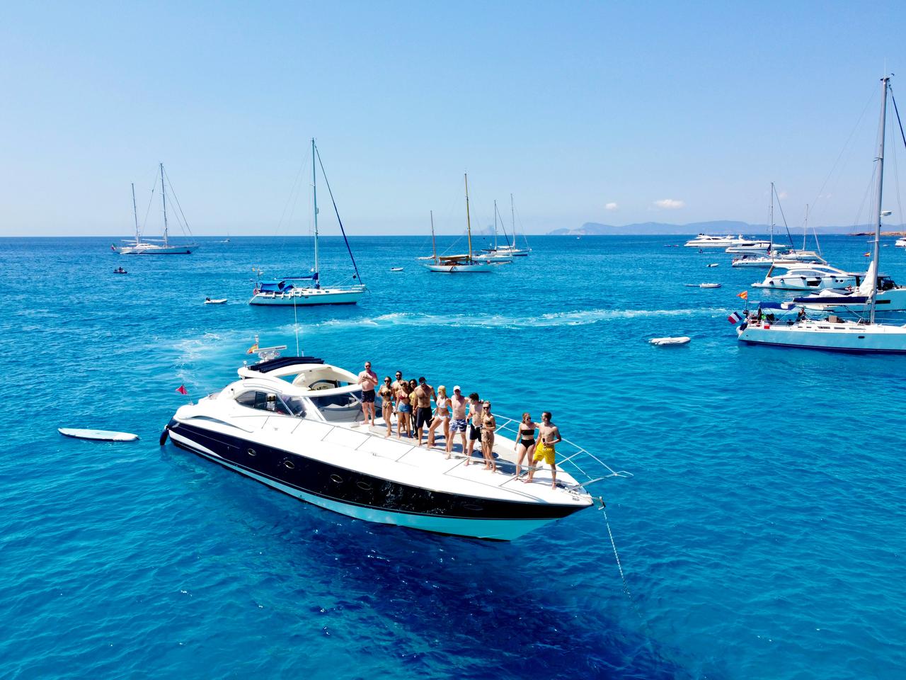 Yachts & Boat Trips