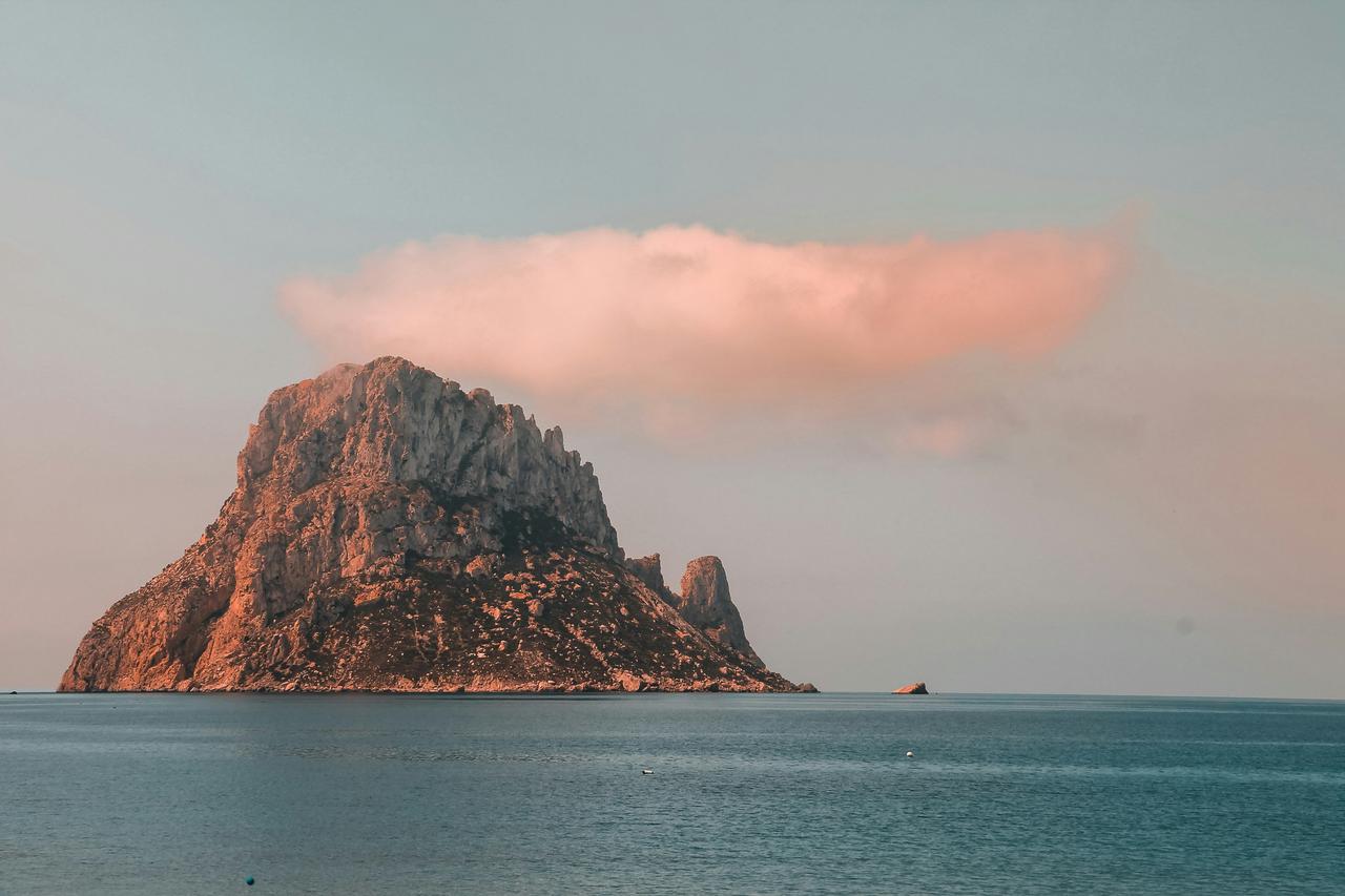 adrien 2kAbnnH9pZA unsplash